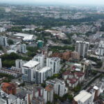 Encofrado industrializado en Colombia: cómo reducir costos y acelerar tu obra en 2026